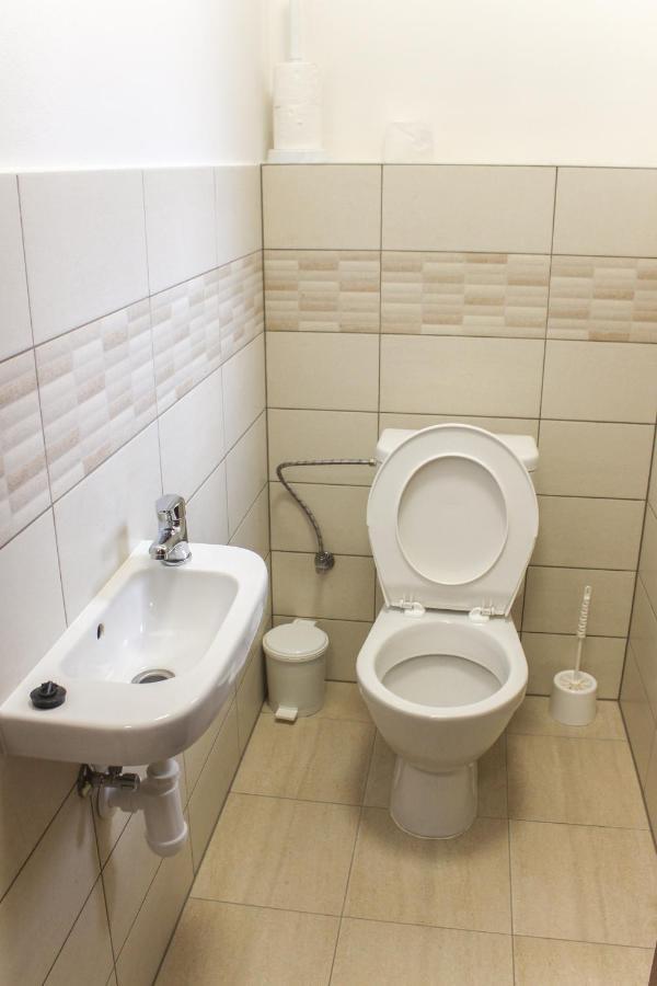 Apartman Svoboda Nad Upou Exterior photo